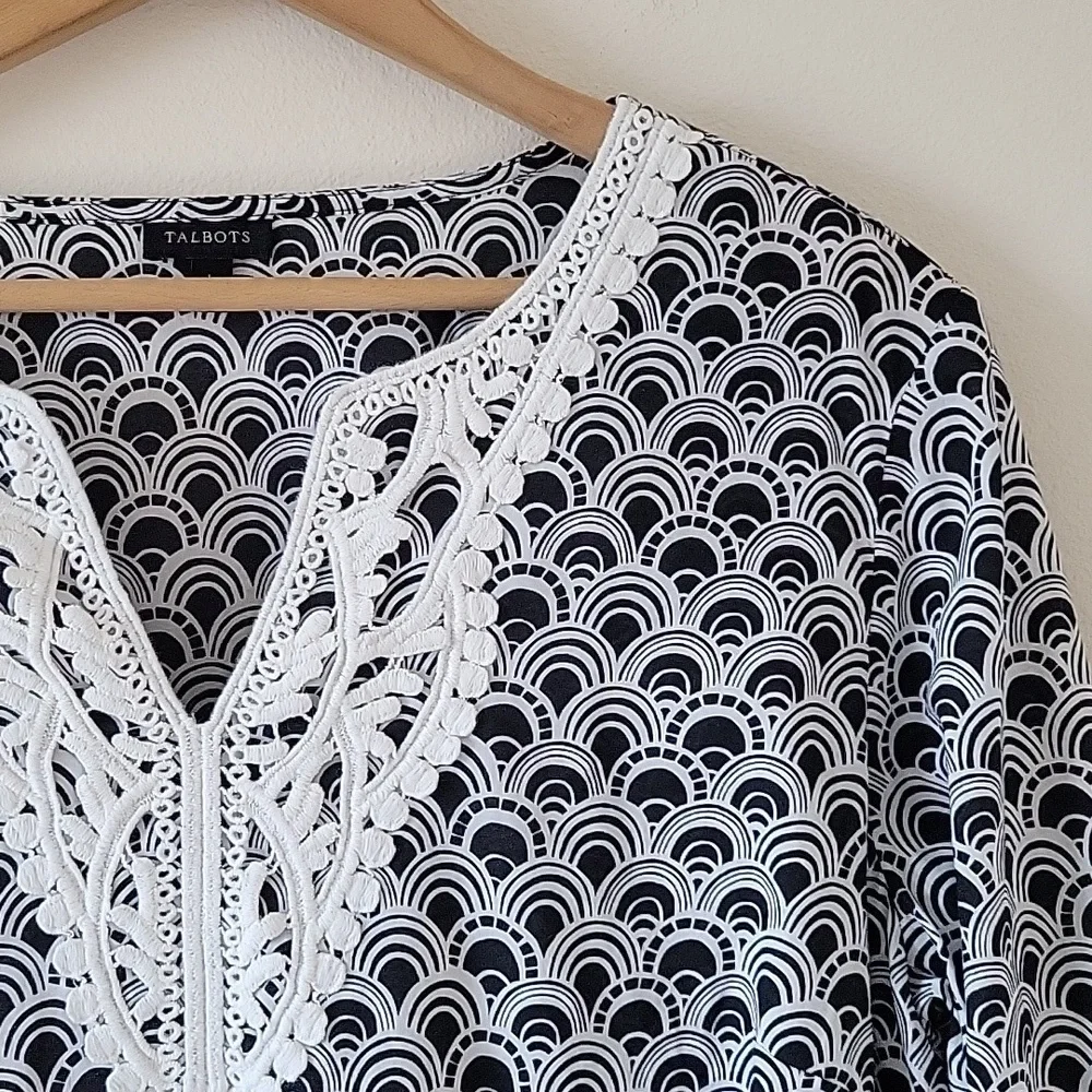Talbots Black White Popover‎ Crochet VNeck 3/4 Sleeves Size Large